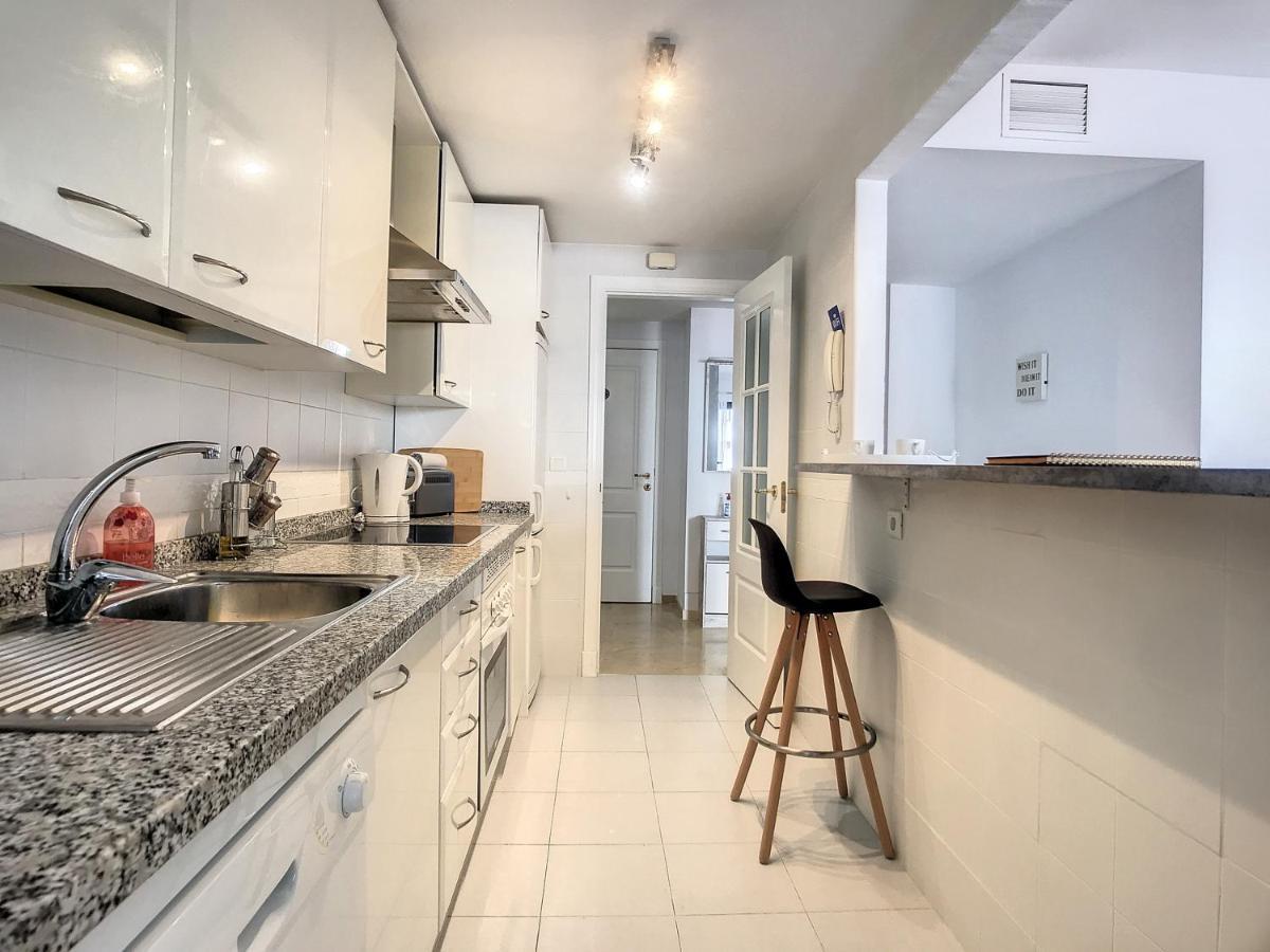 Duquesa Superb Seafront Apartment Marina Real Manilva Exterior photo