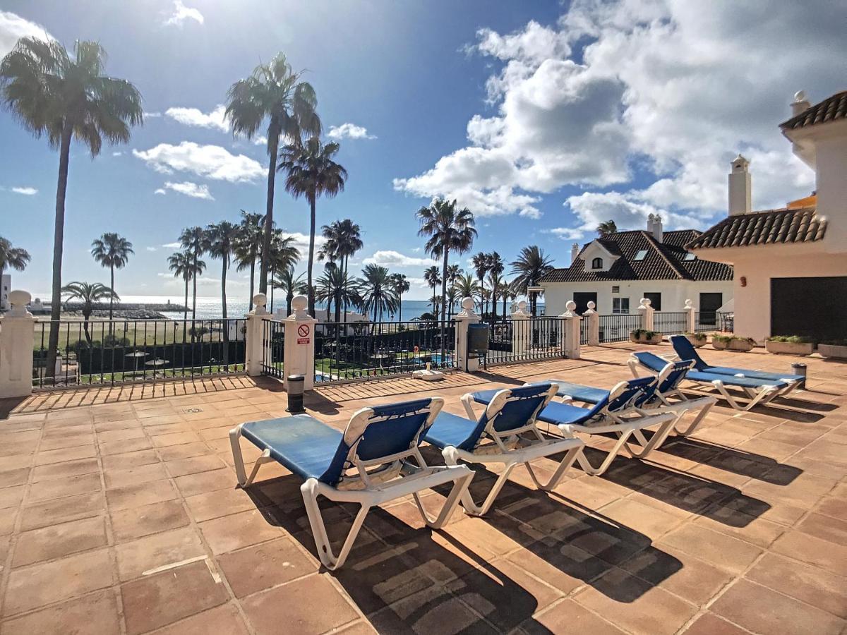 Duquesa Superb Seafront Apartment Marina Real Manilva Exterior photo