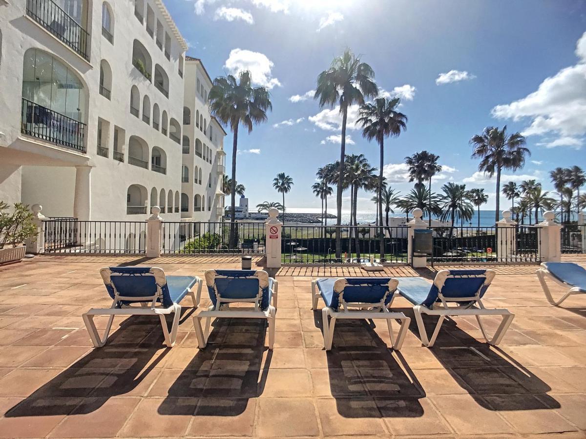 Duquesa Superb Seafront Apartment Marina Real Manilva Exterior photo